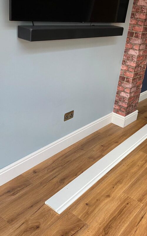 Torus skirting board